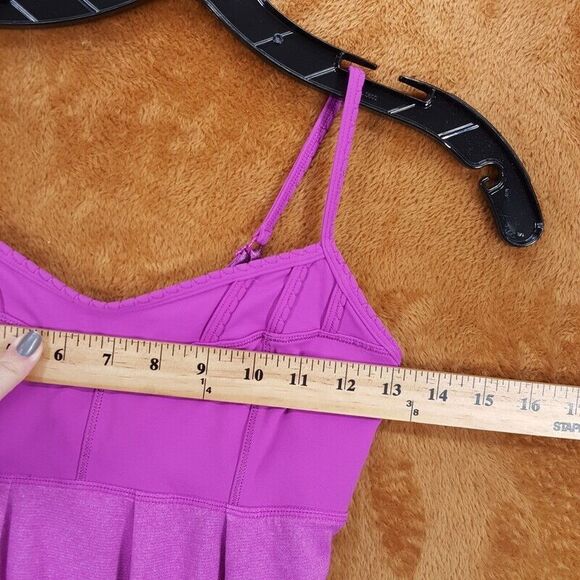 LULULEMON Top Womens Size 4 Pink Tank Pullover Shelf Bra Adjustable Strap DEBUT - Picture 5 of 7